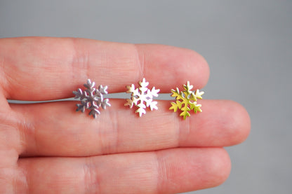 3 Paar Schneeflocken Ohrstecker aus Edelstahl hypoallergen 12mm, Gold Silber Roségold, Schnee Winter Eisblume Weihnachten, Schmuckzubehör