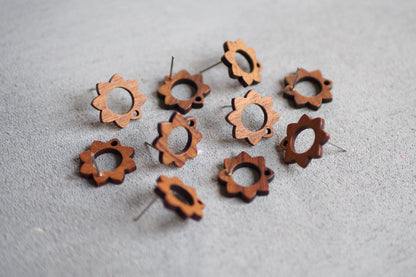 10x Holz Ohrstecker Sonnenblume, 17mm, Blume Blüte Ring Donut, Schmuckzubehör für DIY Schmuck, Walnuss Holz Ohrringe Ohrschmuck